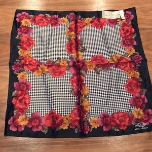 Oscar de la Renta | Accessories | Nwt Oscar De La Renta Silk Scarf |  Poshmark